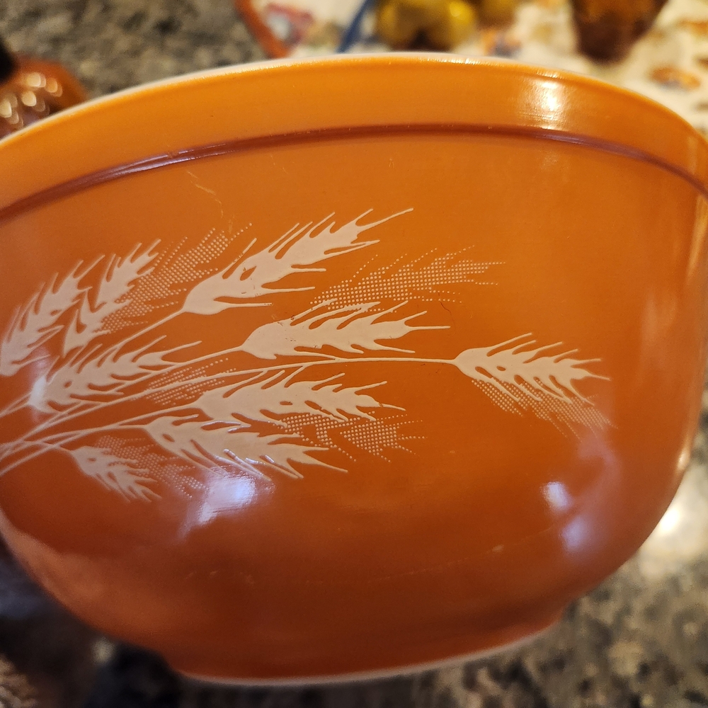 Vintage Pyrex Autumn Harvest Wheat Pattern 2.5 Quart Bowl #403 - Picture 3 of 16